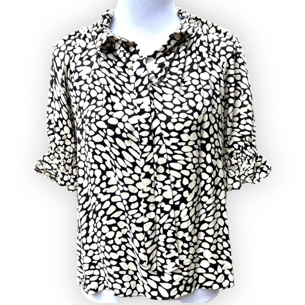 Who What Wear Womens Top Blouse Animal Print Black White XS Rayon short sleeve